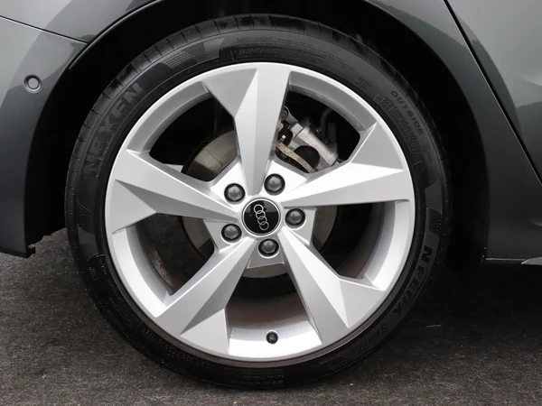 AUDI A3 Sportback (2025) — foto 14 van 18