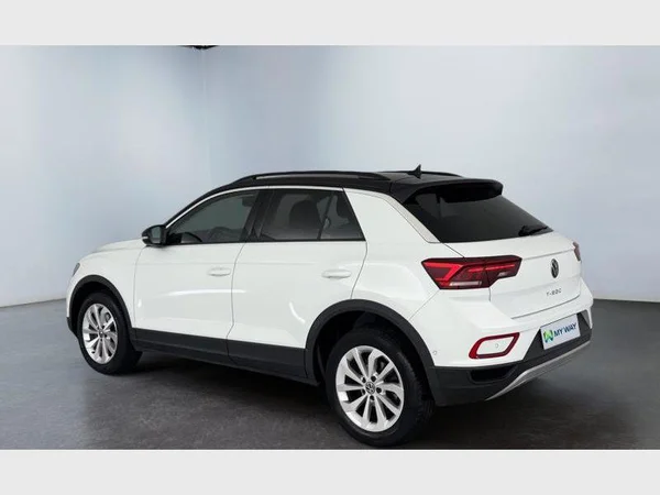 Volkswagen T-Roc (2024) — foto 21 van 24