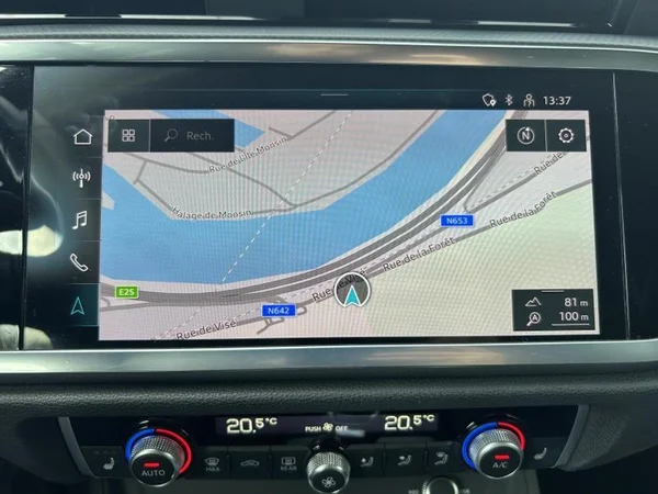 AUDI Q3 (2022) — foto 10 van 26
