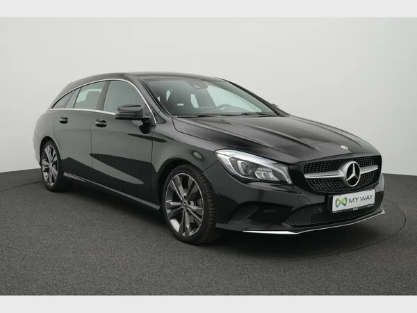 MERCEDES-BENZ CLA 180 (2019) — foto 13 van 22