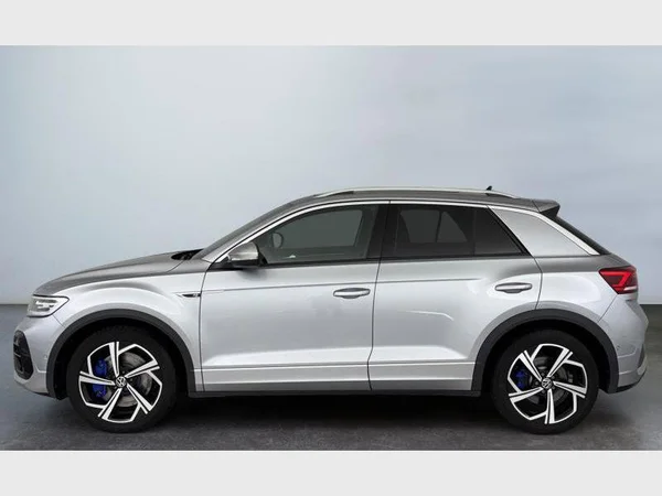Volkswagen T-Roc R (2023) — foto 18 van 23