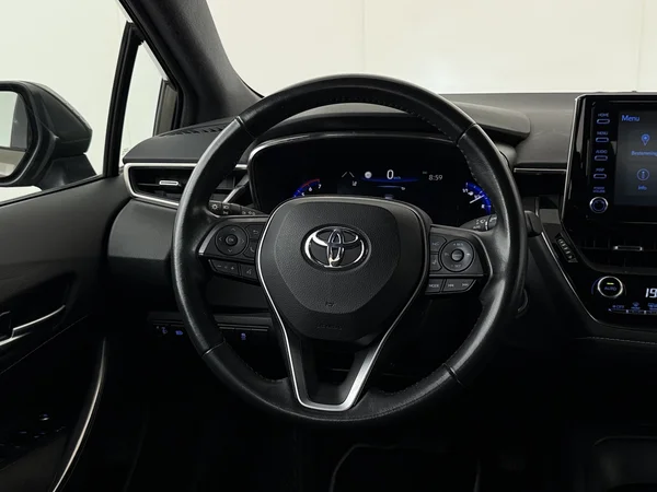 TOYOTA Corolla (2022) — foto 14 van 27