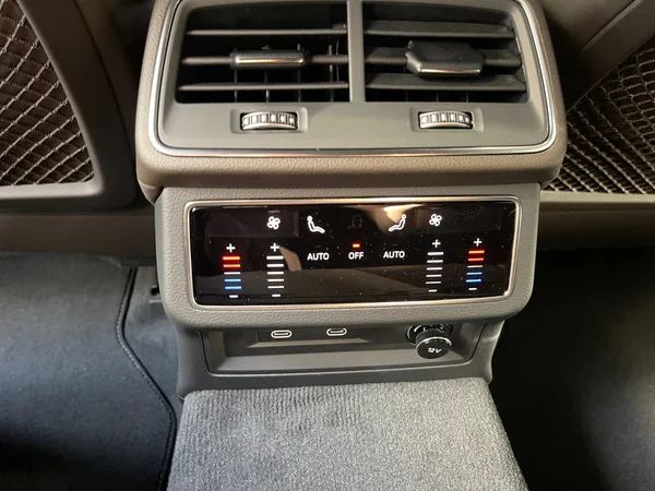 AUDI A7 Sportback (2025) — foto 7 van 17