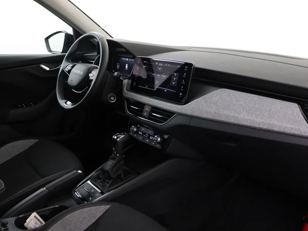SKODA Kamiq (2025) — foto 13 van 19