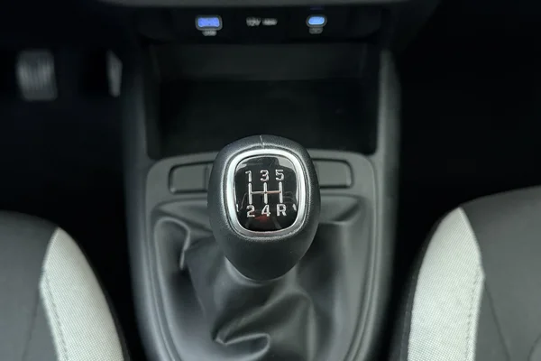 Hyundai i10 (2024) — foto 4 van 19