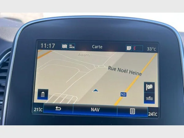 Renault Scénic (2019) — foto 8 van 23
