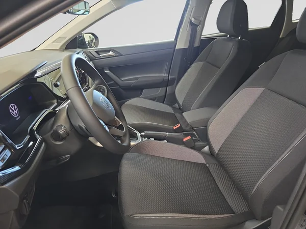 VOLKSWAGEN Taigo (2025) — foto 10 van 23