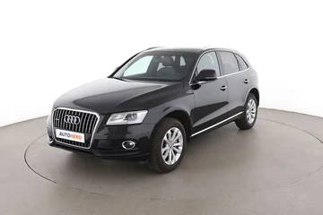 Audi Q5 5f99a4f4-a1e8-4668-a455-376839250e48