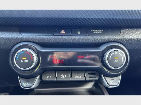 Kia RIO (2020) — foto 8 van 29