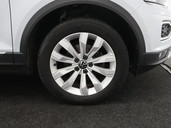 Volkswagen T-Roc (2021) — foto 23 van 30
