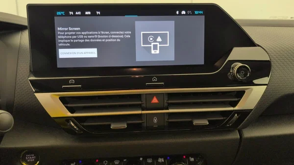 Citroen C4 (2025) — foto 3 van 23