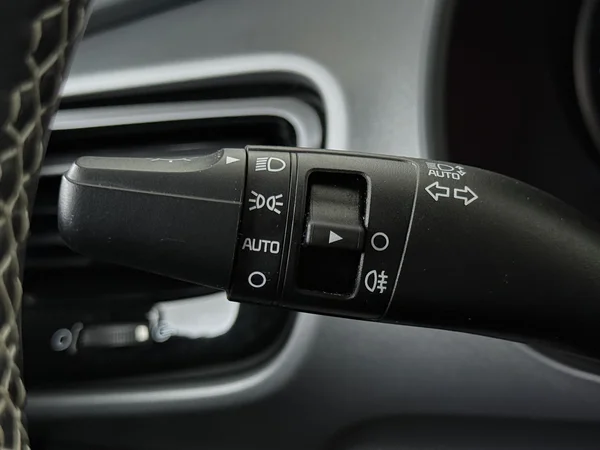 KIA Stonic (2024) — foto 18 van 26