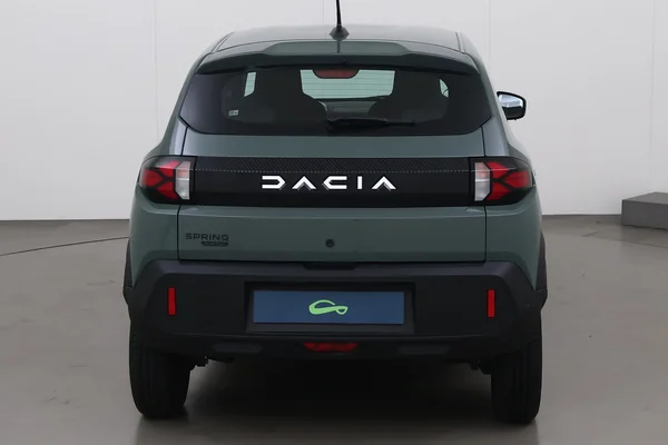 Dacia SPRING (2025) — foto 10 van 15