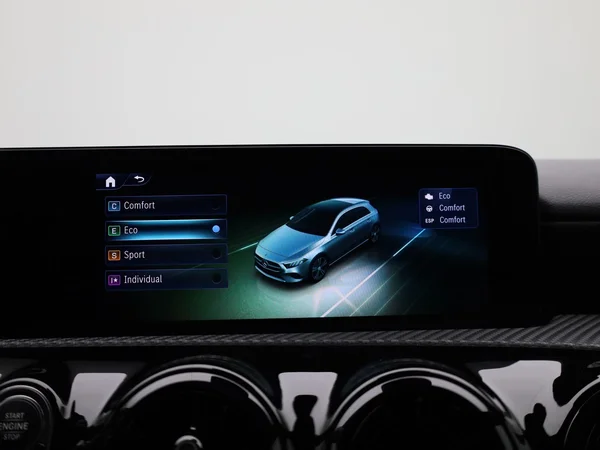Mercedes-Benz A-Klasse (2023) — foto 16 van 46
