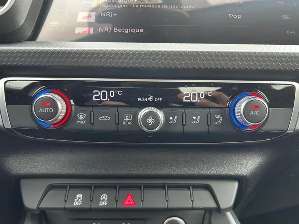 AUDI A1 Allstreet (2023) — foto 14 van 31
