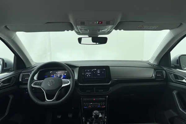 Volkswagen T-Cross — foto 17 van 17