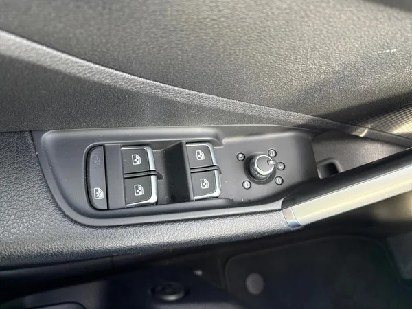 AUDI Q2 (2022) — foto 6 van 22