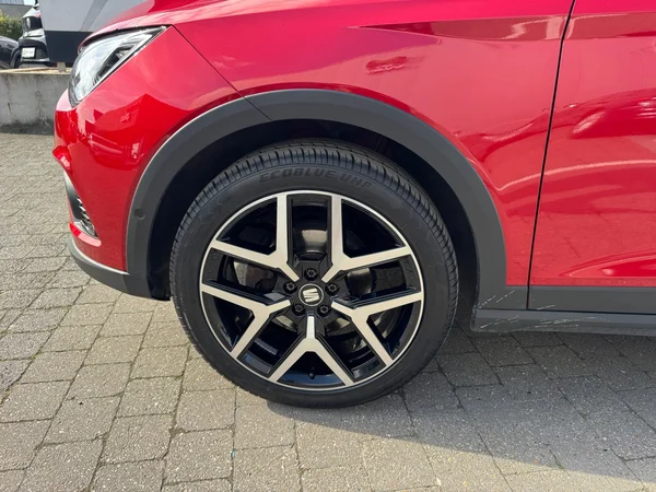 SEAT Arona (2019) — foto 4 van 24