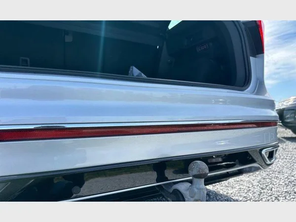 Volkswagen Tiguan (2022) — foto 18 van 18