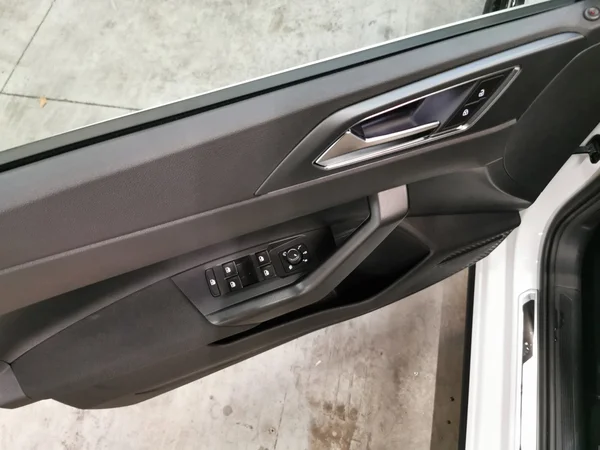 VOLKSWAGEN Polo (2026) — foto 7 van 15