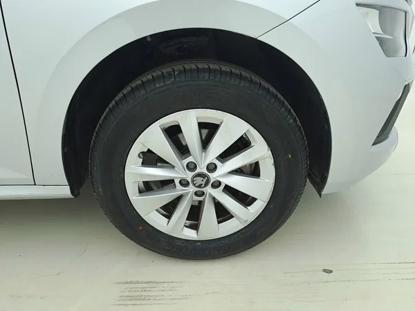 Skoda Kamiq (2025) — foto 9 van 24