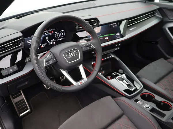 AUDI S3 Sportback (2026) — foto 4 van 31
