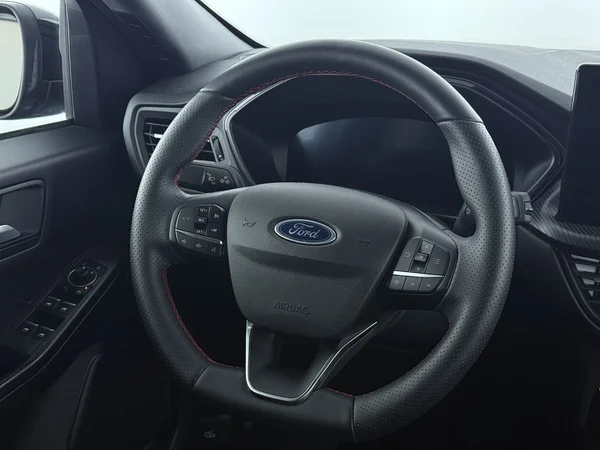 FORD Kuga (2025) — foto 14 van 29