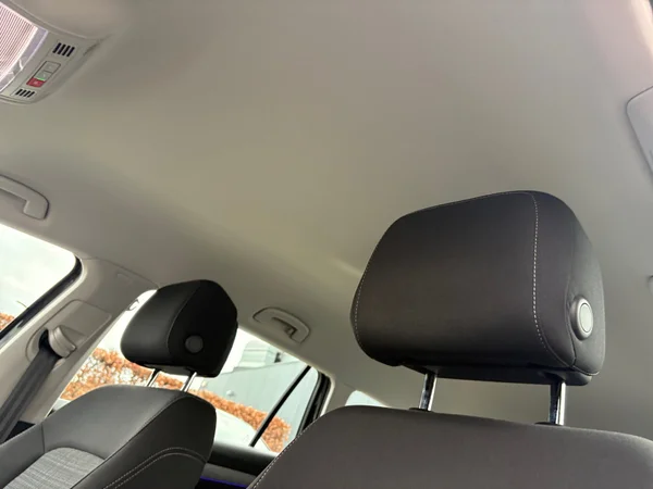 VOLKSWAGEN Passat Variant (2021) — foto 11 van 24