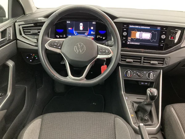 VOLKSWAGEN Polo (2022) — foto 7 van 36