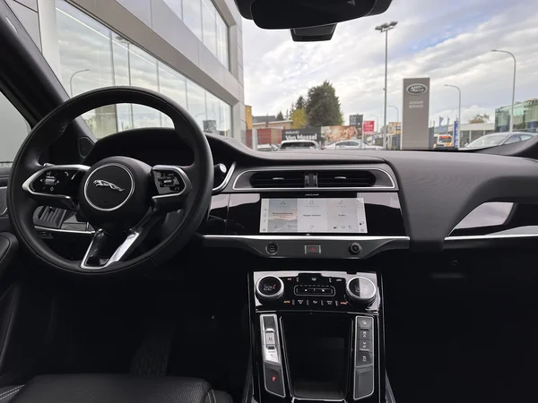 Jaguar I-PACE (2025) — foto 9 van 31
