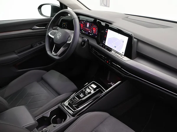 VOLKSWAGEN Golf VIII eHybrid (PHEV) (2024) — foto 17 van 23