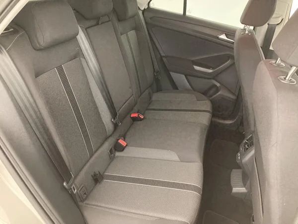VOLKSWAGEN T-Roc Dsl (2023) — foto 22 van 36