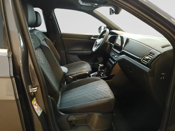 VOLKSWAGEN T-Cross (2025) — foto 17 van 22