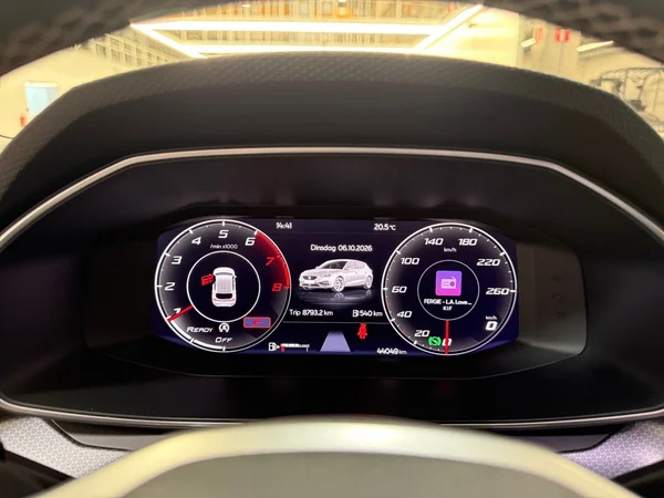 Seat Leon (2022) — foto 8 van 29