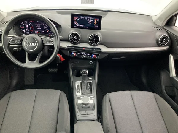 AUDI Q2 (2022) — foto 6 van 36
