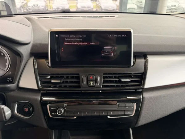 BMW 2 Serie (2021) — foto 6 van 25