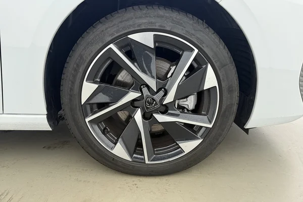 Peugeot 308 SW (2025) — foto 9 van 17