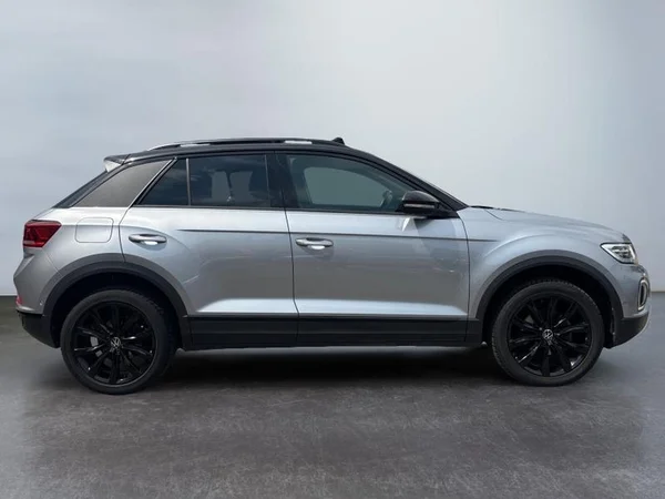VOLKSWAGEN T-Roc (2023) — foto 26 van 27