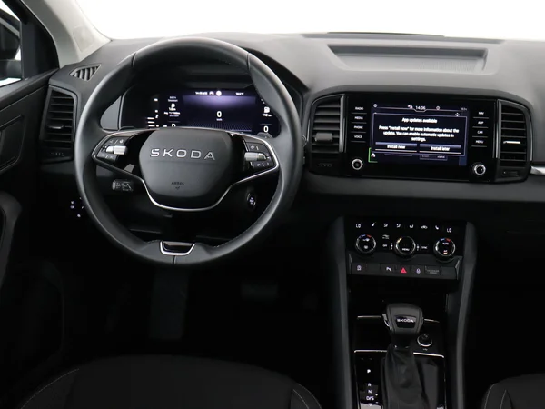 SKODA Karoq (2025) — foto 16 van 18