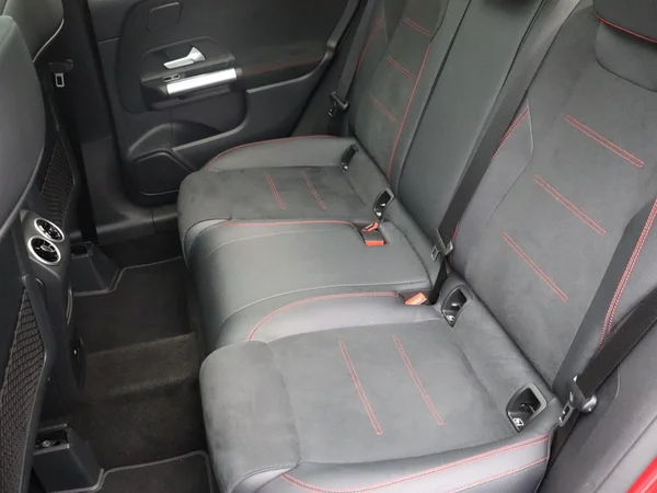 Mercedes-Benz B-Klasse (2025) — foto 10 van 32