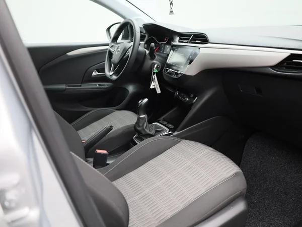 Opel Corsa (2023) — foto 26 van 36