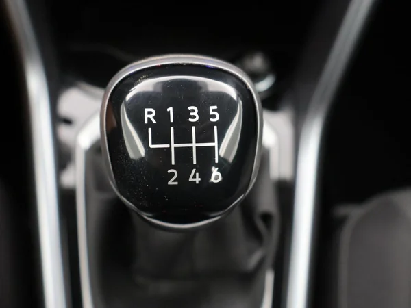 VOLKSWAGEN T-Roc (2023) — foto 18 van 23