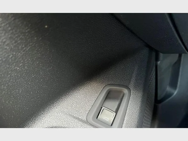 Volkswagen Golf VII SW (2024) — foto 15 van 22