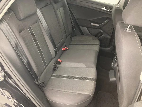VOLKSWAGEN T-Roc (2022) — foto 30 van 36