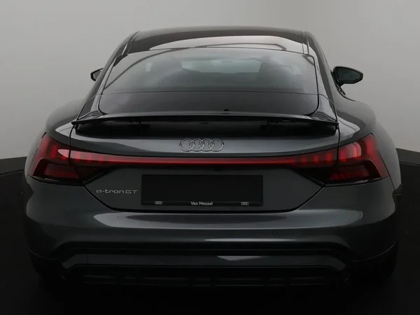Audi e-tron GT (2022) — foto 2 van 28