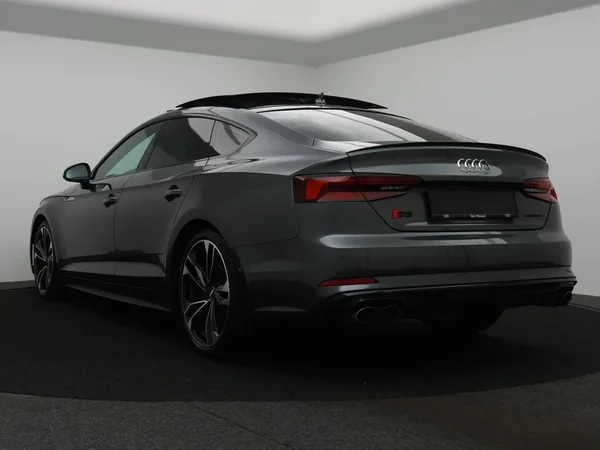 Audi S5 (2018) — foto 4 van 29