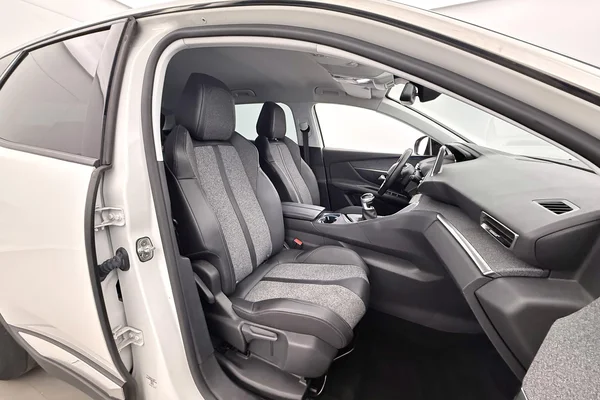 Peugeot 3008 (2020) — foto 7 van 28