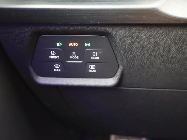 CUPRA Leon ST e-Hybrid (PHEV) (2024) — foto 16 van 29