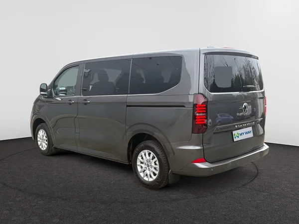 VOLKSWAGEN E-Transporter T7 32 Caravelle Swb (2025) — foto 10 van 16