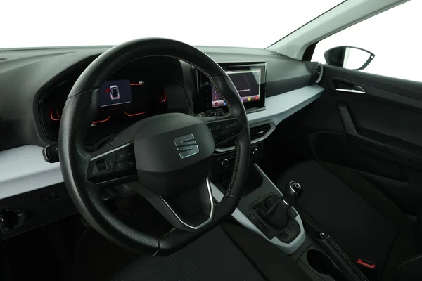 Seat Arona (2023) — foto 2 van 16